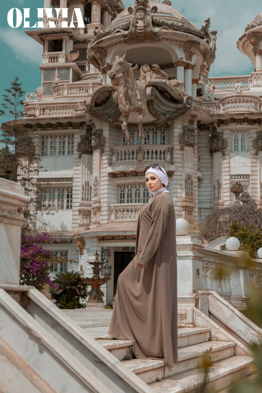 Ella abaya