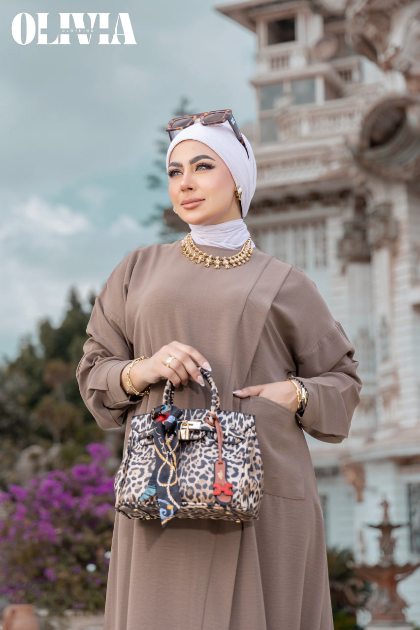 Ella abaya