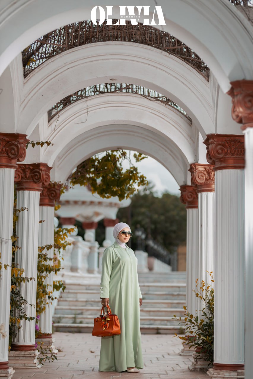 Hana Abaya